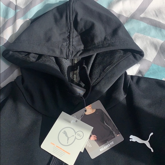 long sleeve exercise top with hood!! - Picture 3 of 4